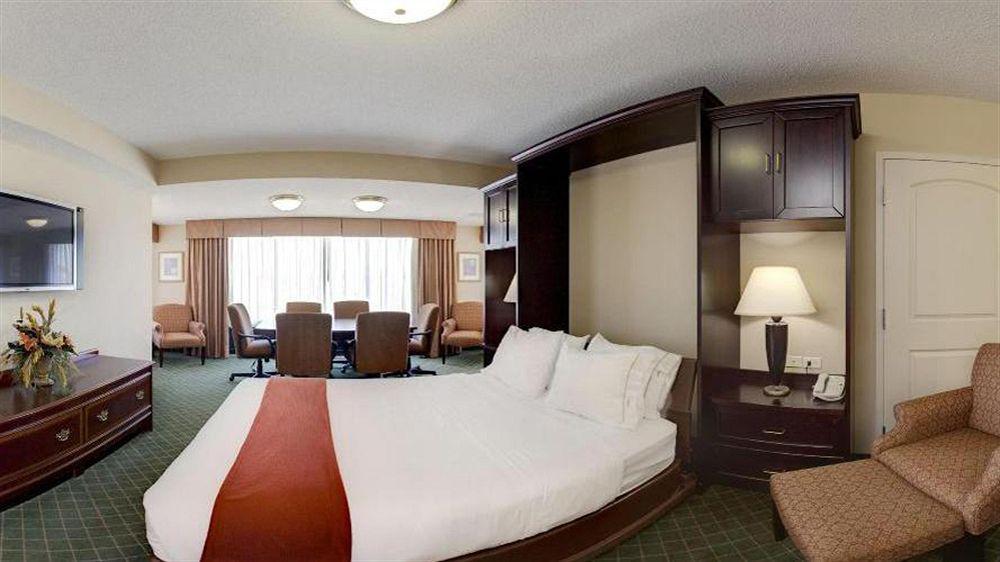 Holiday Inn Express Hotel & Suites Cape Girardeau I-55 By Ihg Exterior foto