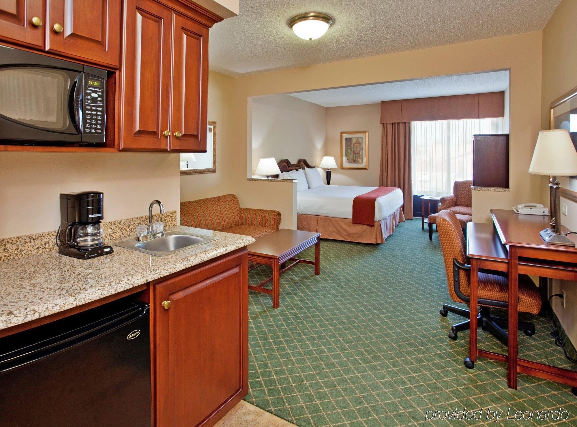 Holiday Inn Express Hotel & Suites Cape Girardeau I-55 By Ihg Habitación foto