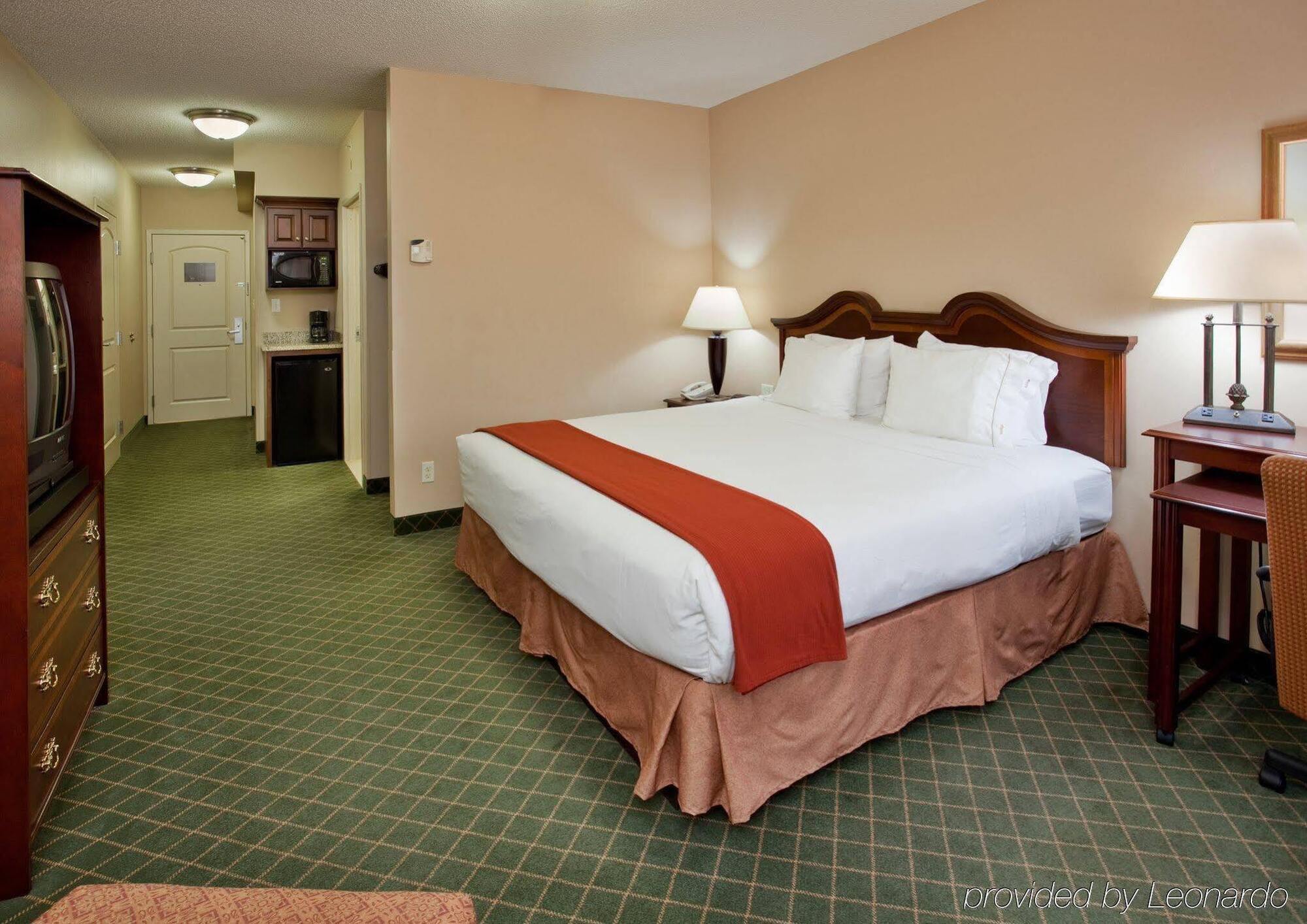 Holiday Inn Express Hotel & Suites Cape Girardeau I-55 By Ihg Exterior foto